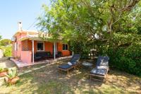 Salty Noses Beach House Paradise Perfect for Families - Chambres d'hôtes Pýrgos