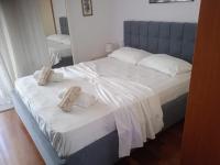 Three-Bedroom Apartment with Balcony