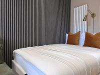 Luxury Solihull Studio Apartment - 5 mins to NEC, Airport, JLR, Resorts World - Ferienwohnung Solihull