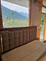 Familienzimmer mit Doppelbett