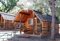 Six-Person Log Cabin Rental for Family-Friendly Getaway near Yosemite, California - B&B Groveland