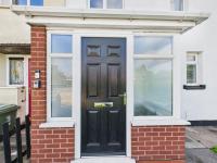 Modern 3 bed Willenhall house - B&B