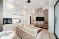 ANS Hanza Tower Apartment No 428 - Swimming pool, sauna, jacuzzi, viewing terrace - B&B Szczecin