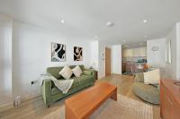 1 & 2 Executive Apartments next to Liverpool Street FREE WIFI by City Stay Aparts London - B&B Londres