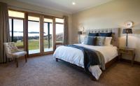 King Room with Mountain View