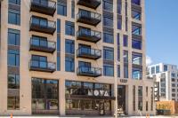 Modern East Side 1BR Apt with Balcony, Pool, and Gym - B&B