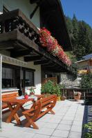 Gästehaus Scherl - B&B Pettneu