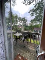 Cheerful Cottage with Loft Close to Everything 6 - Ferienwohnung Edgecomb