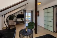 Renovated Apartments Skorin - Chambres d’hôtes Rogoznica