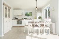 Kleines Schwedenhaus am See - B&B Schönwalde am Bungsberg