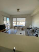 Departamento con parrilla y piscina - Bed and Breakfast Puerto Madryn