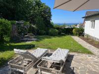 Blauer Blick Alvine - B&B Laboe