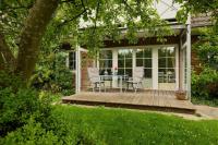 Holunderbusch - B&B Schönberg