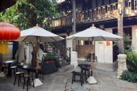 Lunar Mansion Hotel - โรงแรม ลูน่า แมนชั่น เชียงใหม่ - B&B