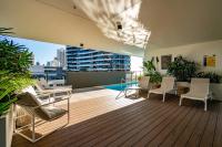 Sun-Kissed Coastal Comfort Pool,Gym,Beach,BBQ - B&B Gold Coast