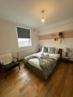 Cosy 1 bedroom flat Steps from Turnpike Ln Station London - B&B