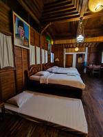 Villa Sarimbit Yogyakarta - B&B