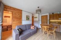 Cosy alpine apartment with pool and stunning views - B&B Saint-Gervais-les-Bains