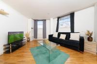Central London 2BR 4 Min Walk to Liverpool St - B&B London