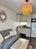 Studio cosy rénové avec grande terrasse proche mer et ville - Ferienwohnung Sainte-Maxime