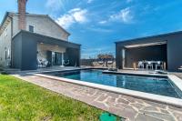 Villa Ventura Royal by Kompas Villas - B&B Matulini