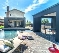Villa Ventura Royal by Kompas Villas - B&B Matulini