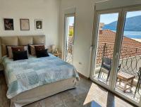 Casa M- Studio Seaview #5 - Brand New - Bed and Breakfast Herceg Novi