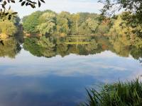 Private Fishing Lodge w Lake Norfolk Retreat - Chambres d'hôtes Hainford