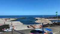 Two Bedroom Apartment R C Porto Martins Pools - Chambres d'hôtes Porto Martins
