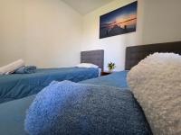 Apartamento de 2 dormitorios con vistas al jardín