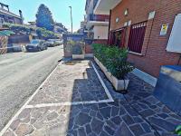 Top Apartments Roma 1 Metro A Free Parking - B&B Roma