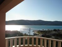 Appartement 2 Chambres de Luxe avec Balcon et Vue sur la Mer