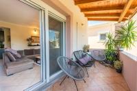 Magnolia House - Close to Corfu town - B&B Alepou