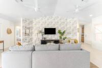 Casa Del Sol-Mountain View 3BR Home w Pool Hot Tub - Ferienwohnung Joshua Tree