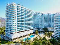 Apartamento con balcón y vistas al mar - SMR293A