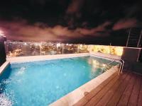 The Pool & City Spot - steps from Miraflores - Ferienwohnung Lima