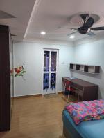 Kinrara HomeStay right at the Heart of Puchong - Chambres d'hôtes Gua Sai