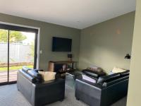 New two bedroom close to town - B&B Taupo