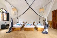 Triple Room with Pool View