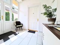 Kert Panzió - Bed and Breakfast