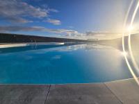 VV Milenaiver "by henrypole home" - B&B
