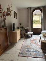 Camera Matrimoniale con Vista Giardino