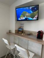 Bright Renovated Studio Steps from Massena 5min Beach AC Netflix - Ferienwohnung Nizza