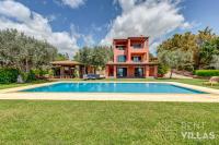 Mariza Luxury Villa With Pool by goutos properties - B&B