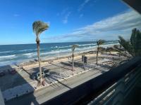Mahdia front sea balcony 2 - B&B