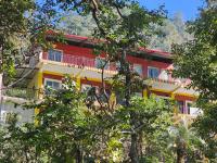 Tapovan Cascades Yogvillage Stay - B&B