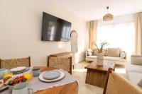 Camelia 3bed apartment - Fuengirola centre, 250m beach - Bed and Breakfast Fuengirola