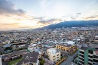 Departamento cerca de Solca, Embajada Americana y Estadio O - B&B Quito
