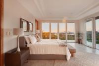 Villa with Garden View