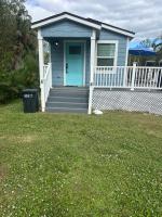 Perfect Getaway-Lovely Cottage House- Near Beaches - Ferienwohnung